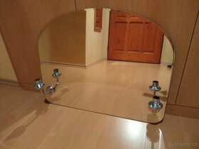 Koupelnové zrcadlo s osvětlením 70x55 cm - funkční.