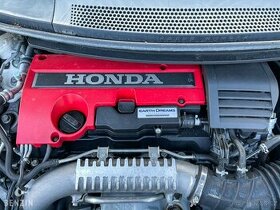 Honda civic FK2 type R - díly motoru - 1