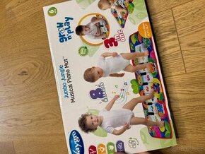 Playgro hraci piano