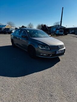 Passat b7 2.0 tdi 103 kw dsg rv 2012
