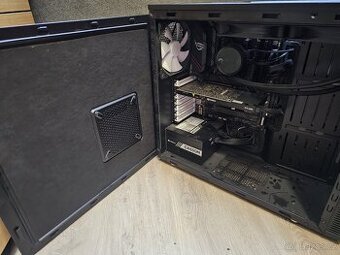 Výkonný PC – Ryzen 9, 32GB RAM, Quadro RTX 4000