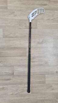 Folorbalová hůl SALMING Q seris carbon PRO - NOVÁ
