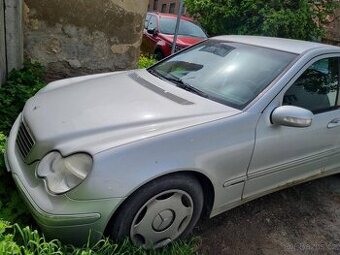 Mercedes C200