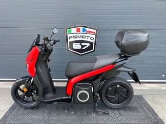 Elekroskútr Seat MÓ 125 rok 2021 řidičák B jako na auto