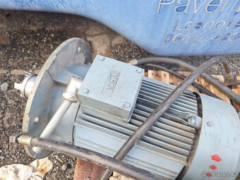 3 fázový motor AM 160 MR4 11 KW