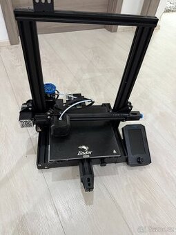 Creality Ender 3 V2 + zdarma filament 1kg