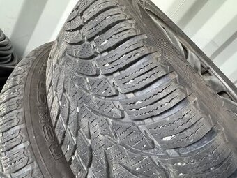 Zimní obutí Nokian WR4 215/65R17