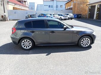 BMW 318i /1/