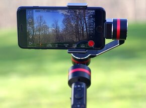 Nový 3-osý Gimbal - Stabilizér Smove Pro : mobil, GoPro