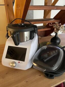 Kuchyňský robot Monsieur Cuisine Smart Bílá