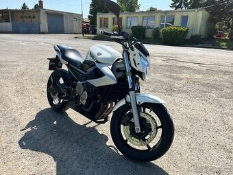 YAMAHA XJ6