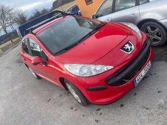 Peugeot 207 1.4i 54kw na opravu