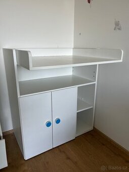 Přebalovací pult Ikea