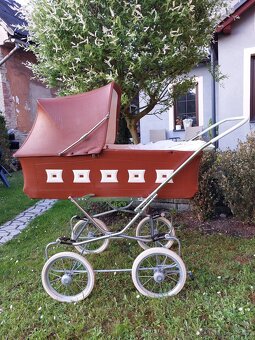 Retro kočárek Liberta