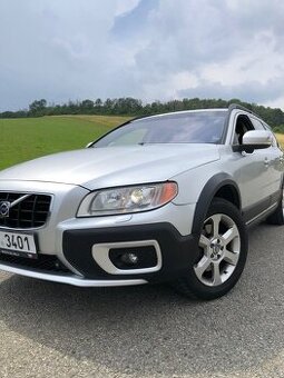 VOLVO XC70 2.4D 136KW 5-VÁLEC AUTOMAT 4x4 XENON