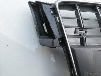 Maska Audi a5 s-line rok 2008