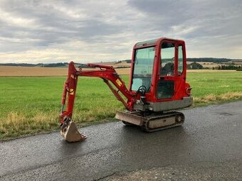 JAPONSKÝ MINIBAGR YANMAR B15 1500KG