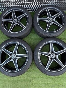 Mercedes r18 AMG C43 AMG 5x112 Zimní