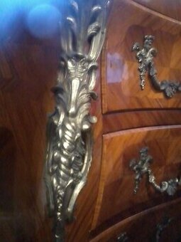 komoda, skříně, křeslo