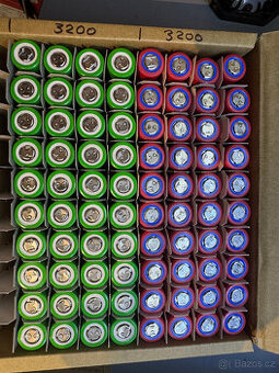 80 kusů Li-Ion 18650 články baterie kapacita 3200mAh