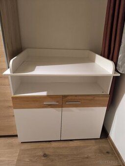 Přebalovací pult - 1