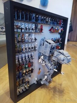  Velká LEGO STAR-WARS sbírka v originální rámu plus 3 Man