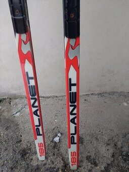 Běžecké lyže a hůlky na klasiku vel.180