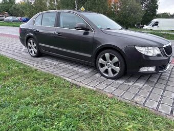 Škoda Superb 3,6 fsi