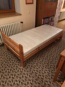 Dřevěná postel 90x200-masiv