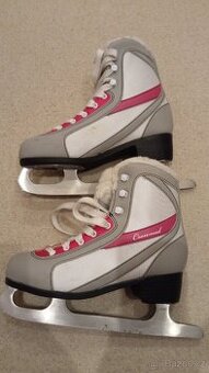 Dívčí brusle 36
