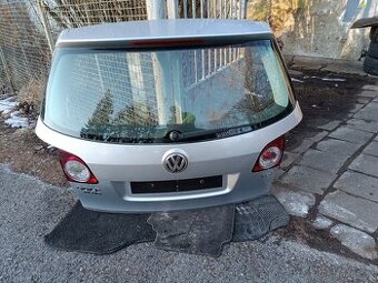VW Golf 5 plus - páté dveře, viko kufru