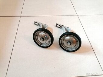 Postranní kolečka k dětskému kolu 16"