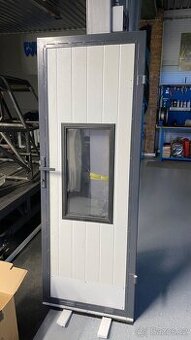 Dílenské dveře včetně futer