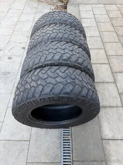 35/12,50/20 Nitto sada off-road pneu