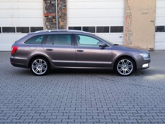 Superb 2 combi 2.0tdi DSG