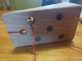 Dřevěné hračky- Provlékačka + na zavazování tkaniček - 1