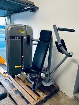 Profi fitness stroj Technogym - Pec deck machine