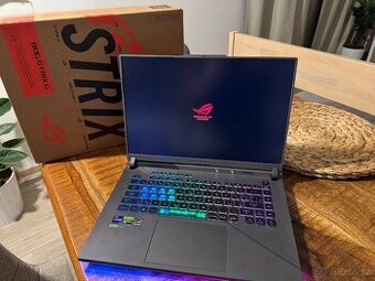 Herní notebook Asus ROG Strix G16 (G614JIR-N4002W) šedý