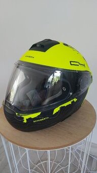 Schuberth C4 Pro velikost M/57