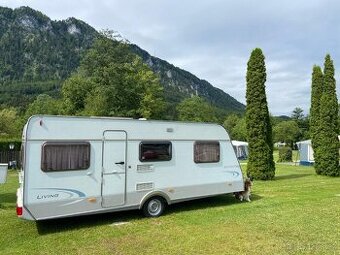 karavan Hymer, rodina 5-6 osob, palanda