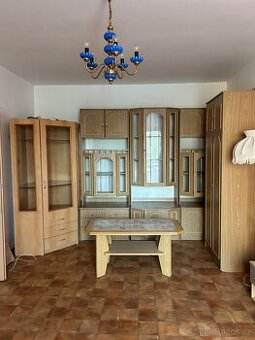 Nábytek za 500