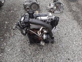 Motor 1,9 tdi 74kw TYP: AXR kompletní motor