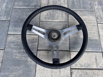 Sportovní volant ‘Dubák’