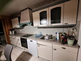 Světlá provence kuchyně TINA