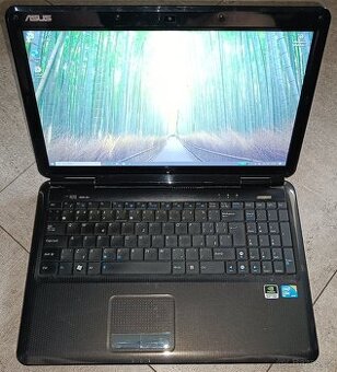 Asus K50IP,CPU T6500,WIN 10,HDD 500GB,RAM 4GB,15.6 palců