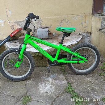 Dětské kolo 16