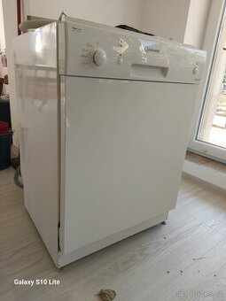Myčka Bauknecht - 1