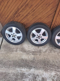 Alu kola 15" s pneu 195/55 R15 (letní) - Škoda Fabia 2
