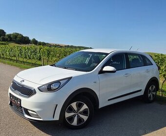 Kia Niro 1.6 GDi 77/KW105 koní Hybrid - Benzín R.V.09/2016
