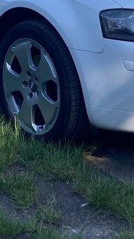 Audi 17" Originál 5x112 r17 +4x zánovní letní pneu